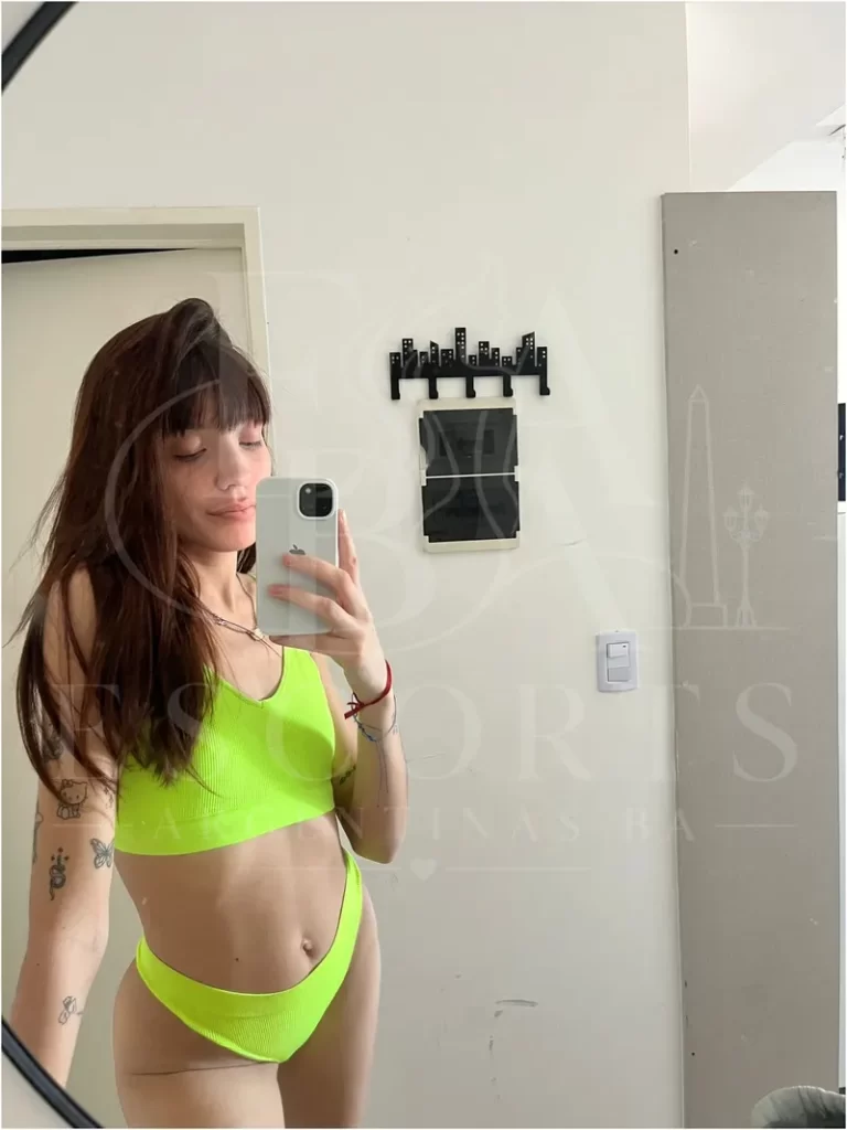 Martina en Microcentro — 06